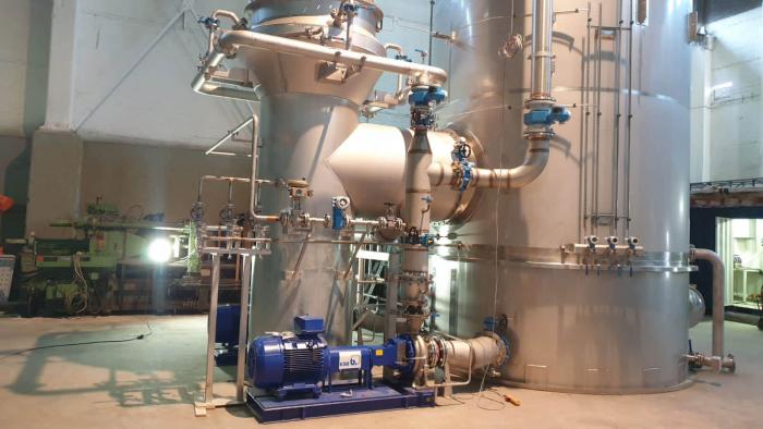 Close-up van een gaswasser in productie bij Montair